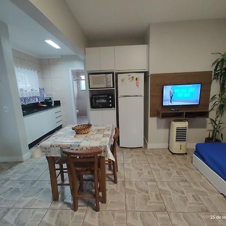 Florianópolis Residencial Bernardo 1 Dormitorio מראה חיצוני תמונה
